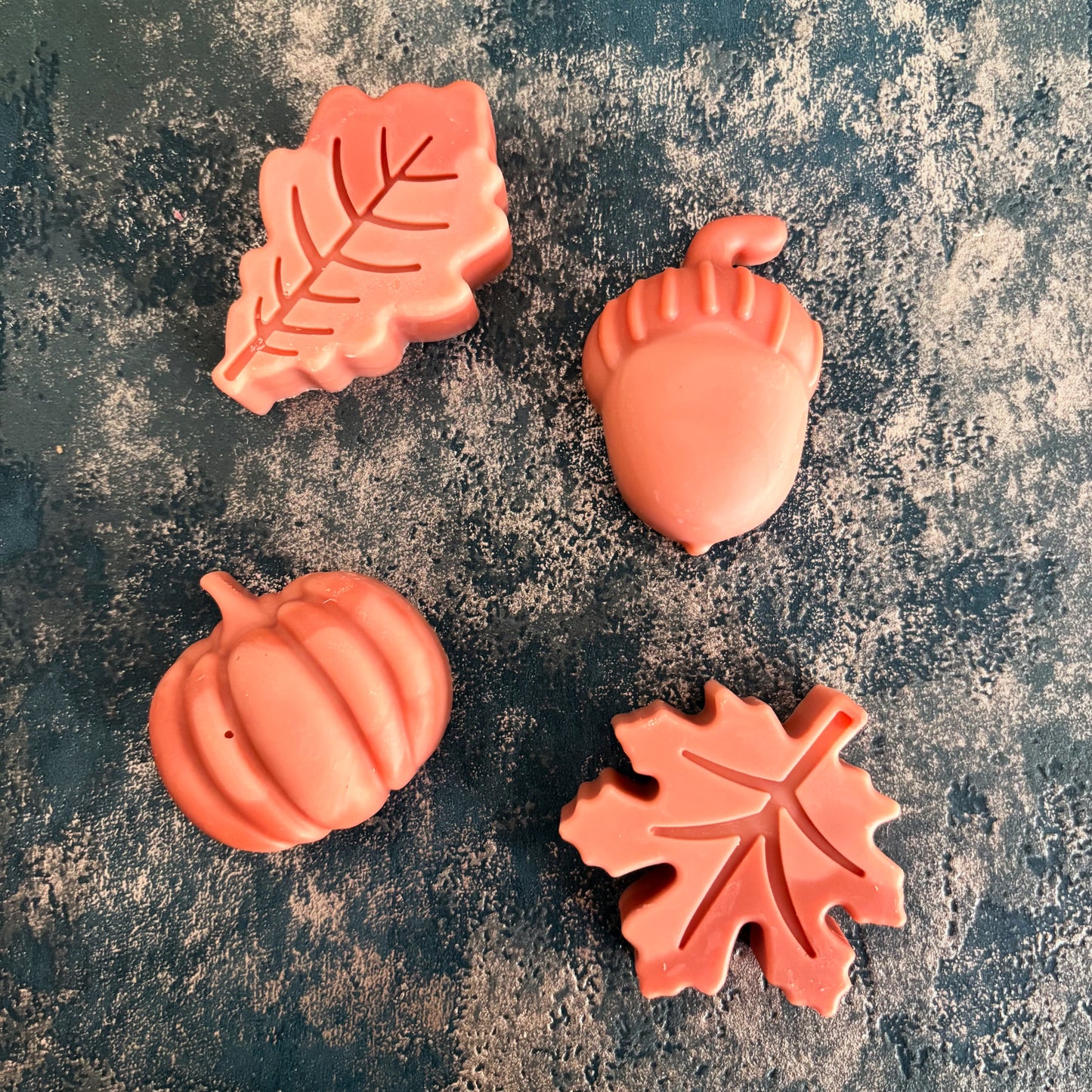 Vanilla Pinecone Autumn Shapes (Pack of 2)