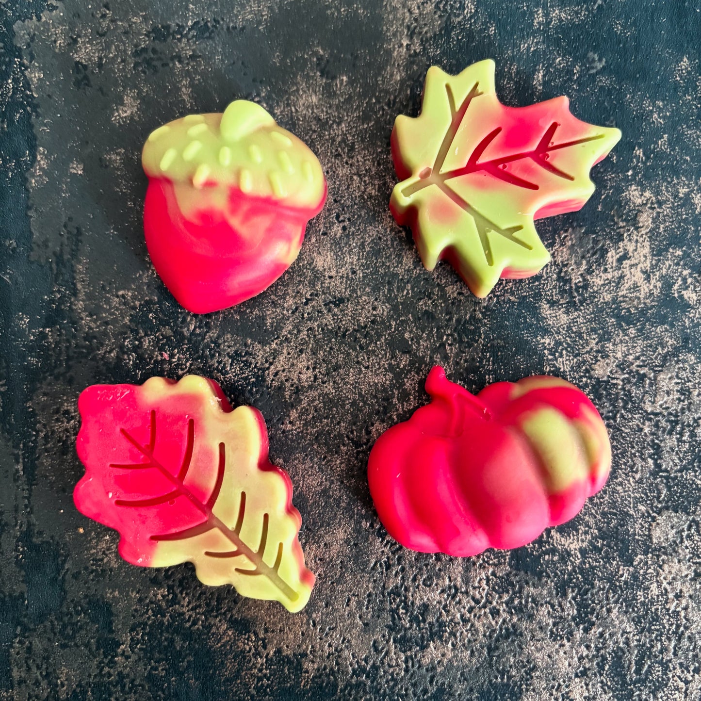 Apple & Spice Autumn Shapes (Pack of 2)